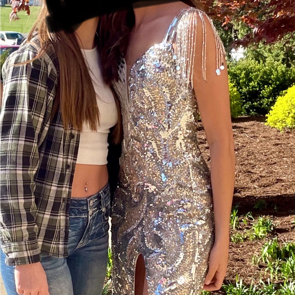 Aleta Prom Dress ABSOLUTELY STUNNING